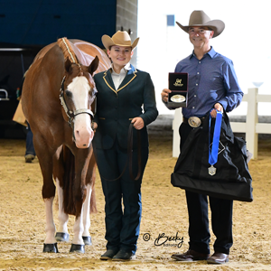 Eastern National Show winner posing with their awards.